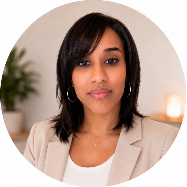 Hanane El Fakir, assistante administrative indépendante à Grenoble